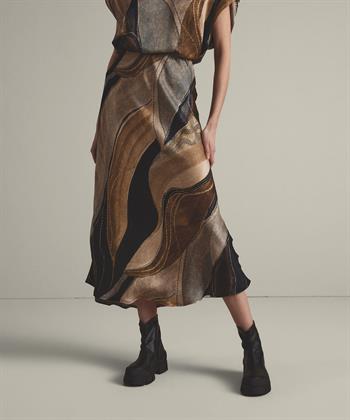 Summum rok flowy lines
