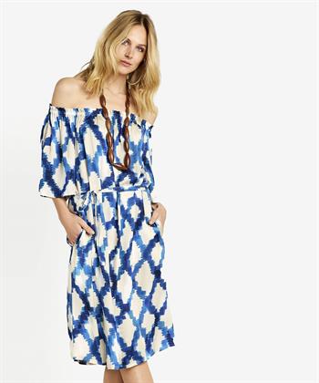 Summum silky off-shoulder jurk maxi ikat