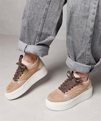 VIA VAI platform sneaker Isa Josie