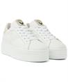 VIA VAI platform sneaker Isa Layne