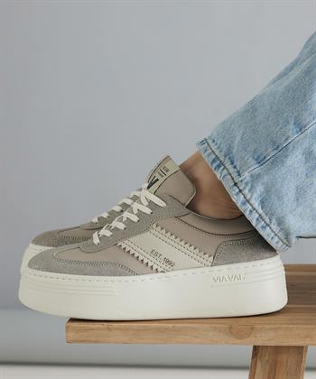 VIA VAI platform sneaker Isa Romi
